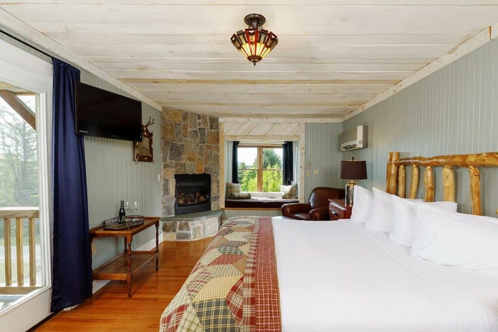 Adirondack Lodging, beautiful guest suite at Friends Lake Inn