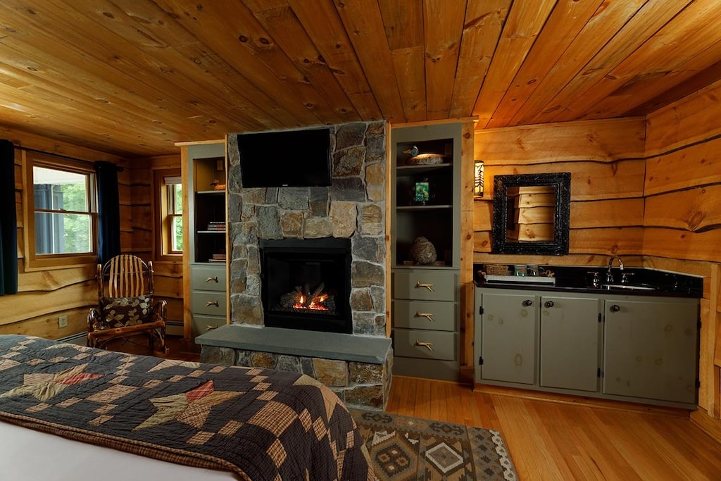 Find the Best Fly Fishing in the Adirondacks this Spring, photo of a guest room at Friends Lake Inn